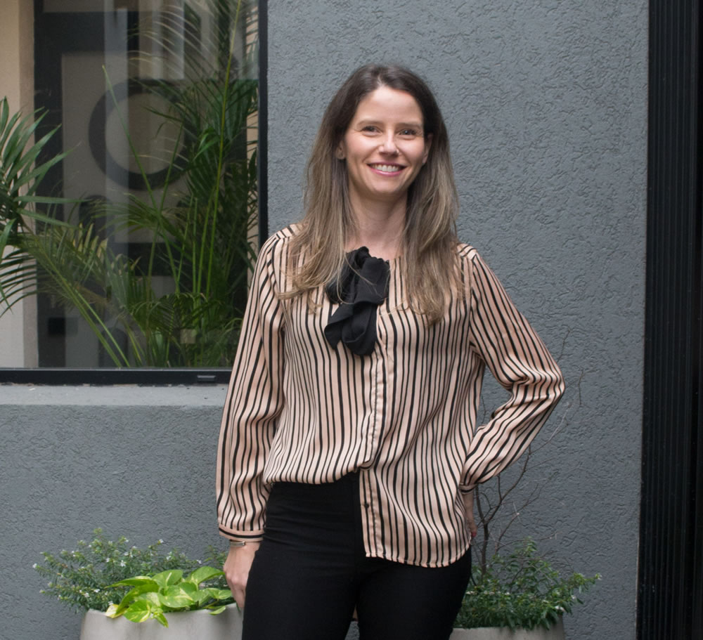 Cassiana Zamith - Portuguese Teacher